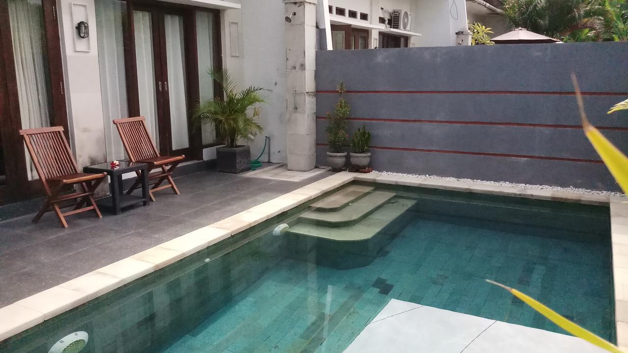 วิลลา เดินจาริก Villa Banjar  ภายนอก รูปภาพ