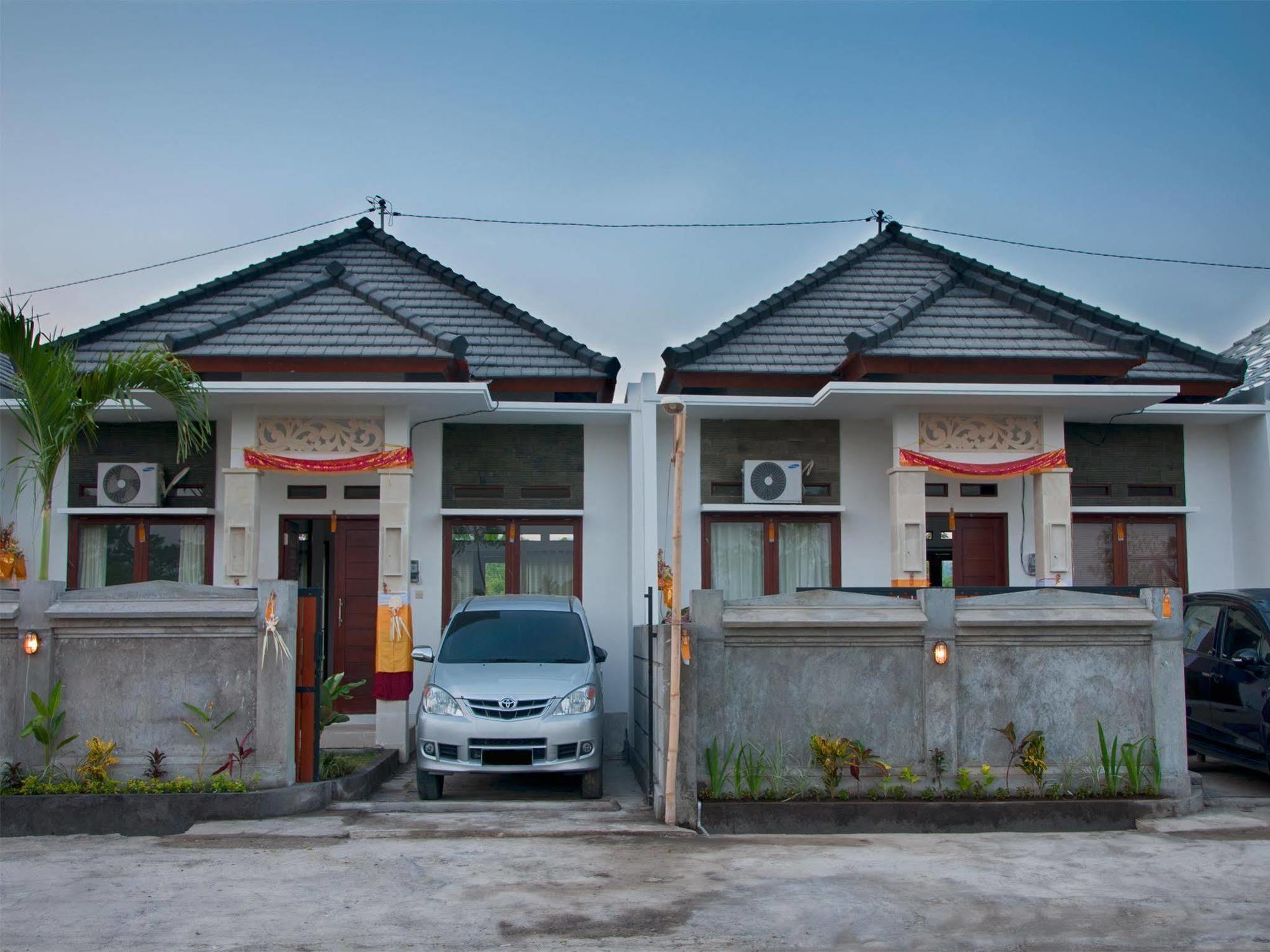 วิลลา เดินจาริก Villa Banjar  ภายนอก รูปภาพ